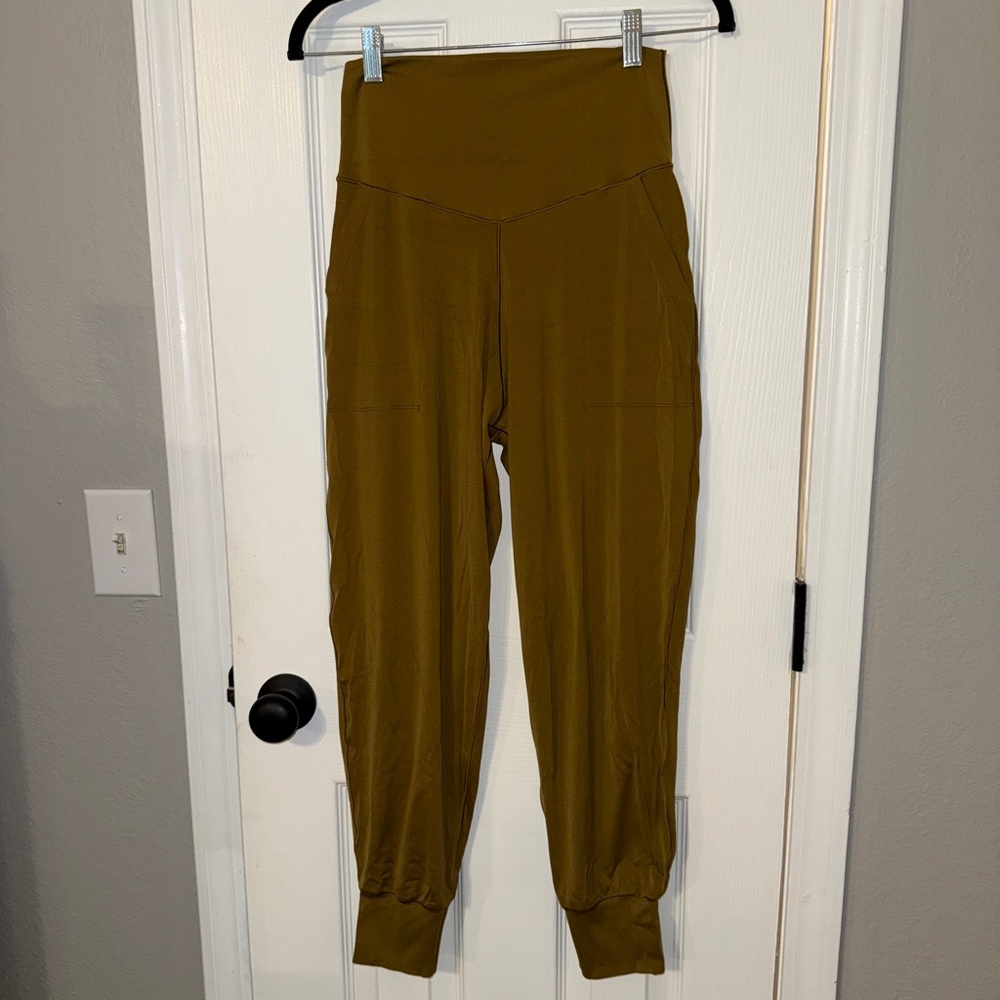 Aerie High-Waisted Jogger Pants - Picture 3 of 7